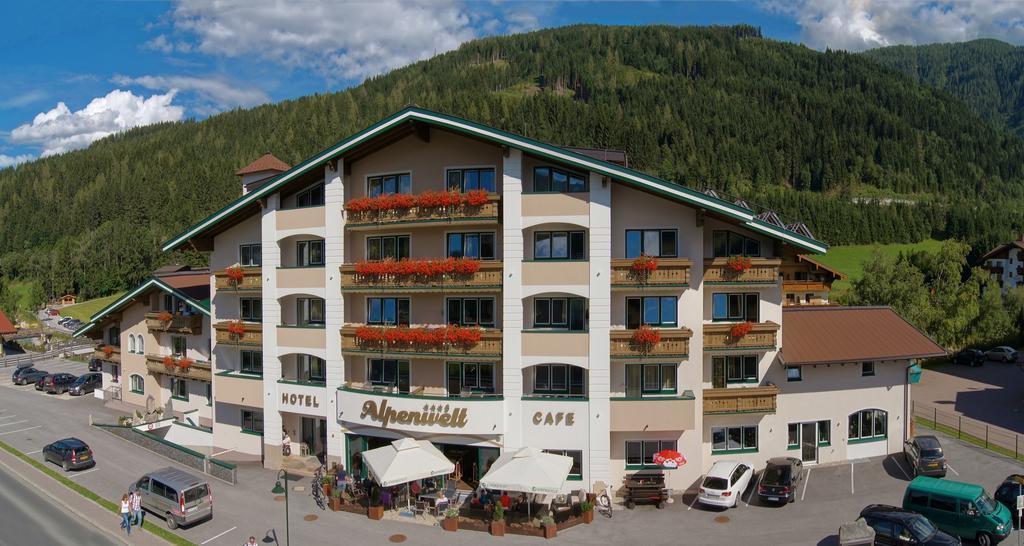 Hotel Alpenwelt Superior Φλαχάου Εξωτερικό φωτογραφία