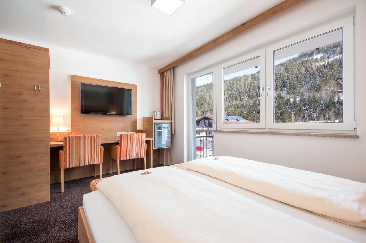 Hotel Alpenwelt Superior Φλαχάου Εξωτερικό φωτογραφία