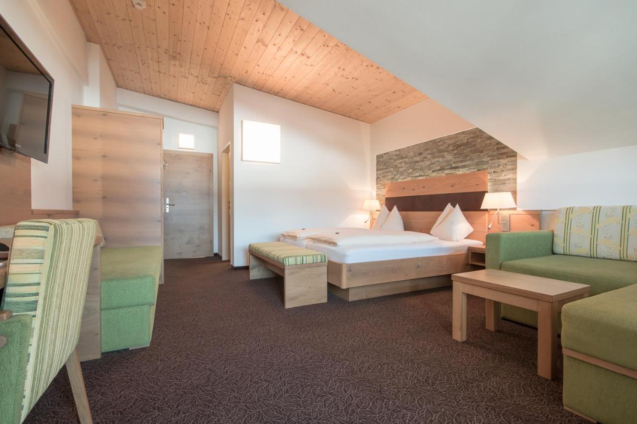 Hotel Alpenwelt Superior Φλαχάου Εξωτερικό φωτογραφία